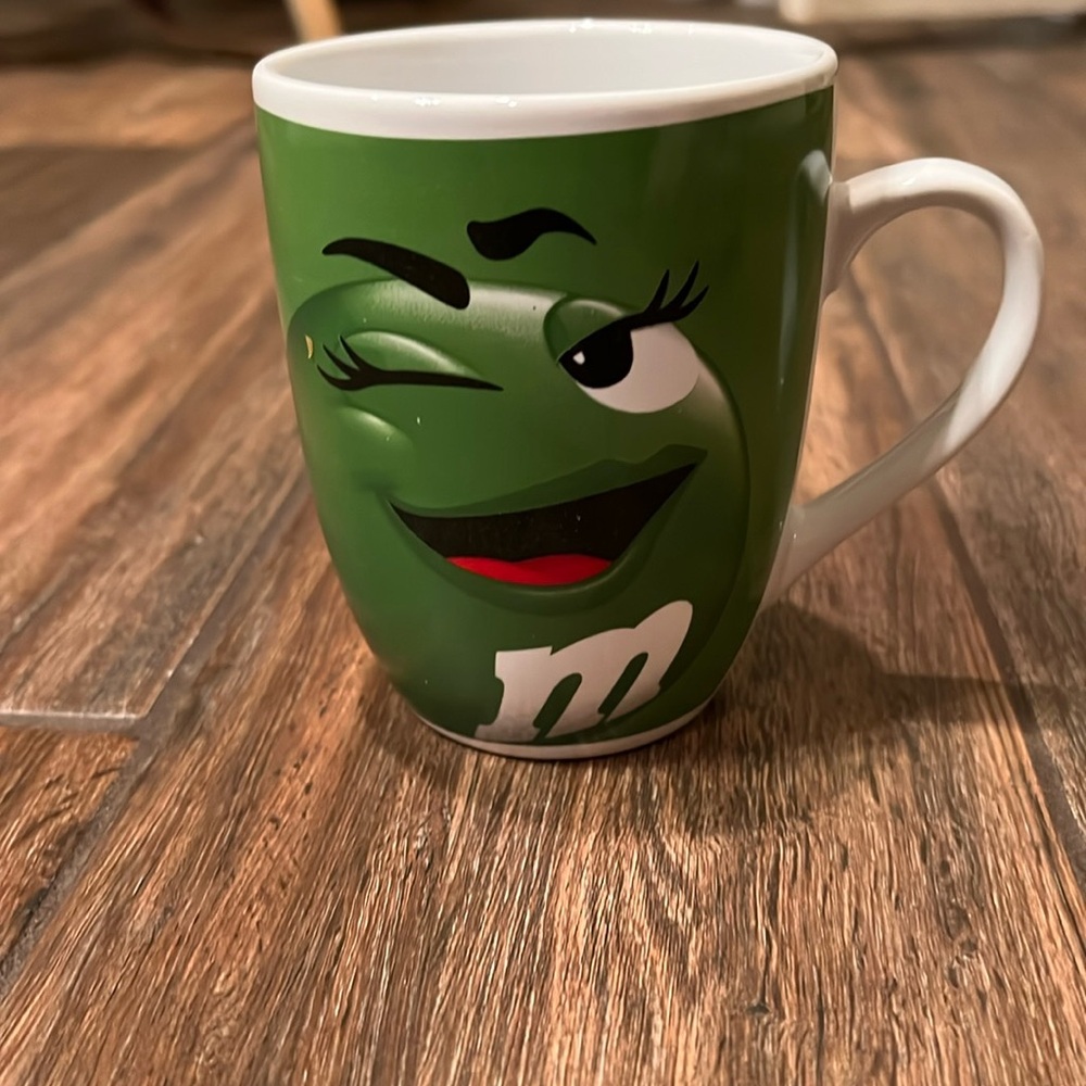 ☕️ LN Mars, Inc. (2013) brand Green M&M handled coffee mug